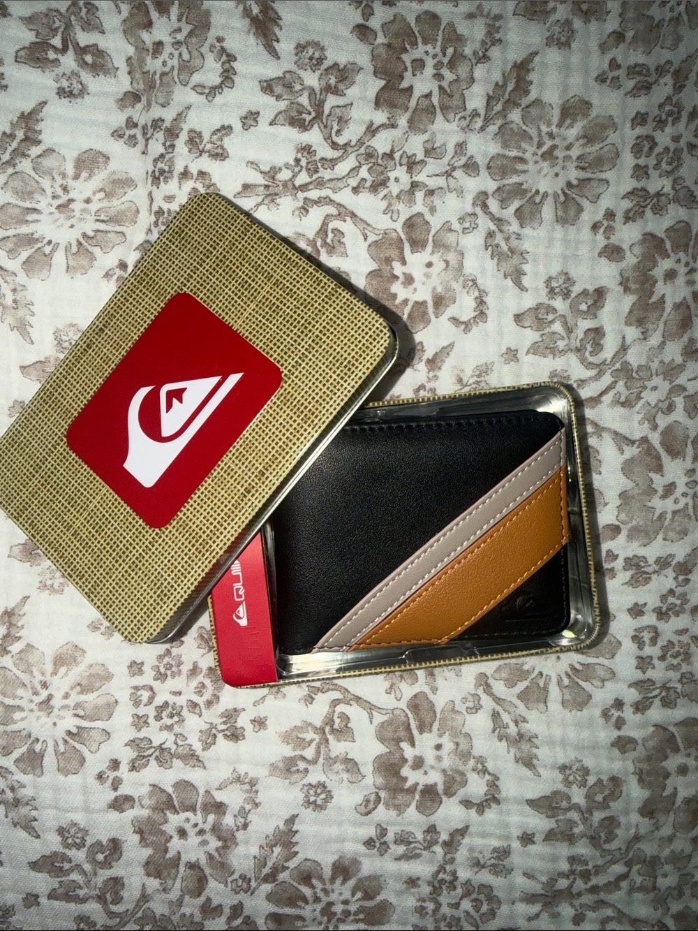 Quiksilver Men's Card Holder Wallet in Black, Tan & Cream